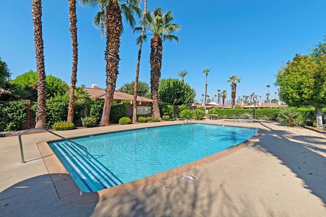 186 Gran Via, Palm Desert, CA 92260