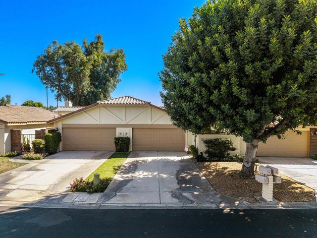 186 Gran Via, Palm Desert, CA 92260