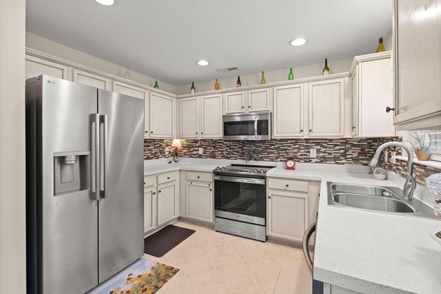 4817 Morning Dew Court, Summerville, SC 29485