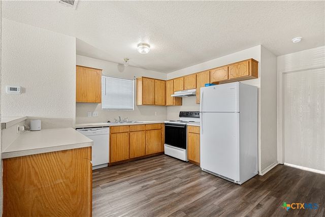 4102 Terri Linn Drive B, Killeen, TX 76549
