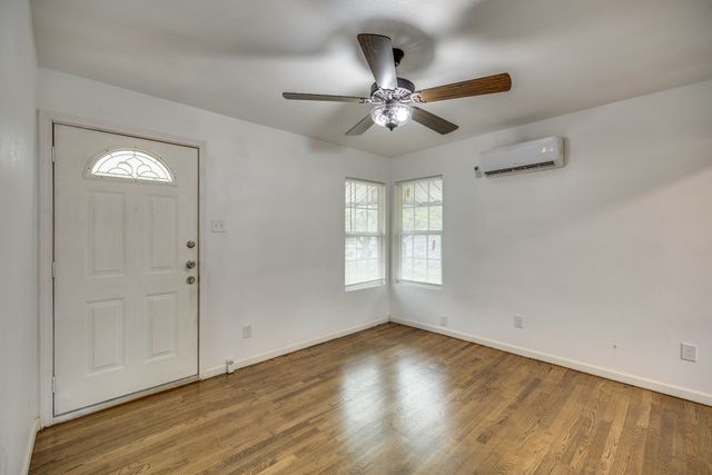 4313 Jerry Lane, Haltom City, TX 76117