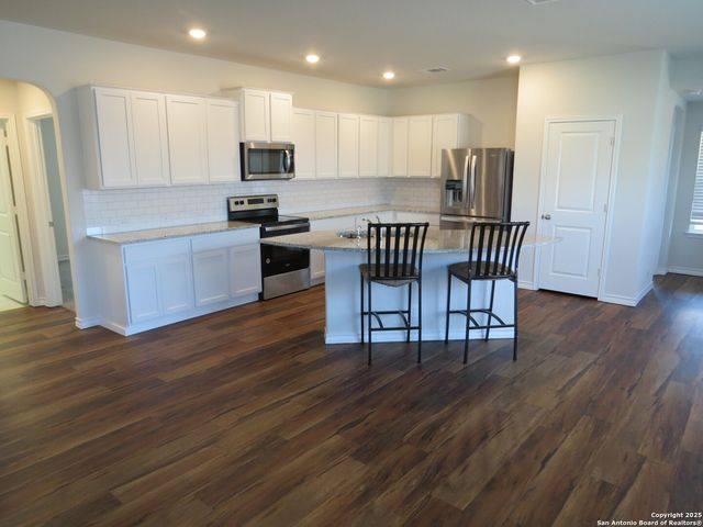 117 Grand Rapids, Cibolo, TX 78108