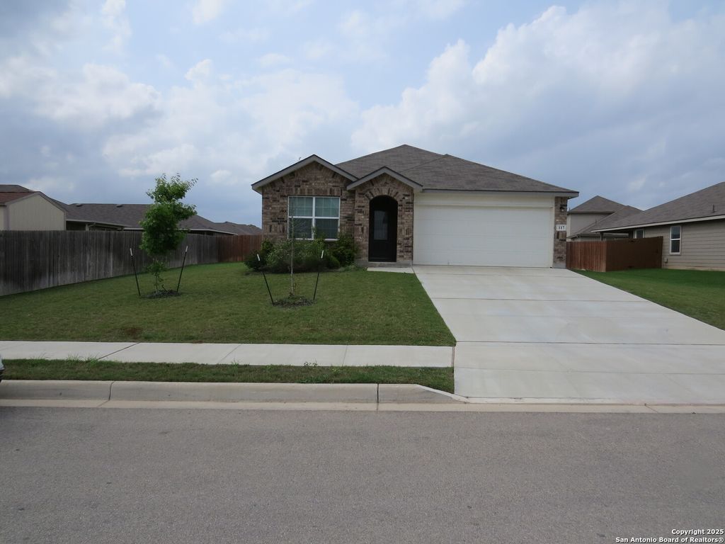 117 Grand Rapids, Cibolo, TX 78108