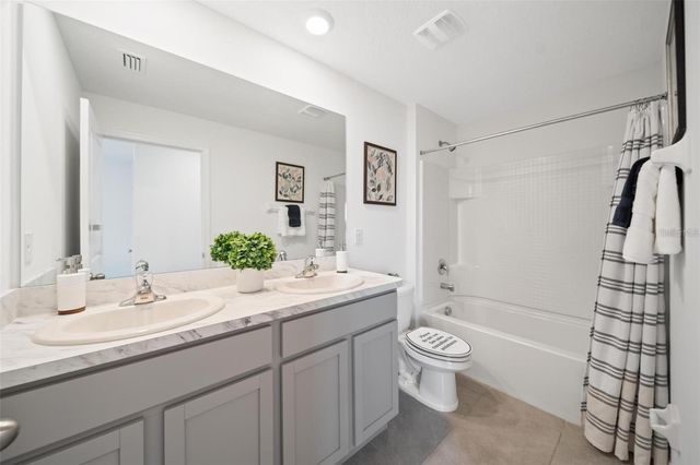 16716 GLACIER BAY LOOP, Wimauma, FL 33598