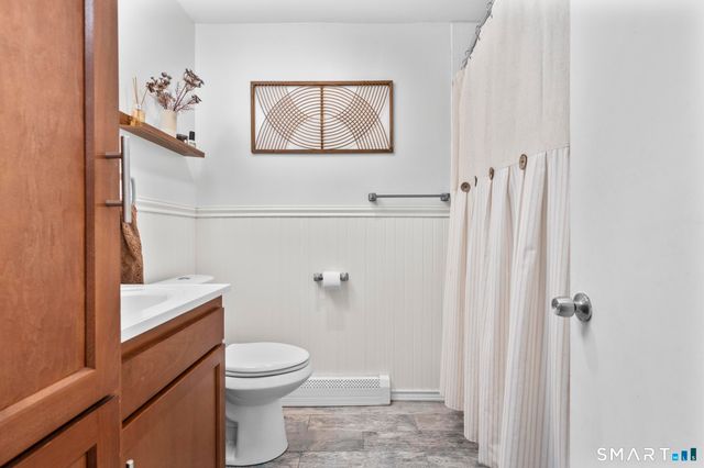 17 Albion Street, Naugatuck, CT 06770