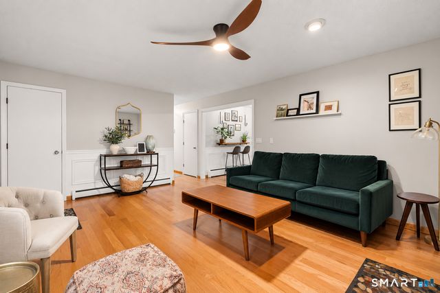 17 Albion Street, Naugatuck, CT 06770