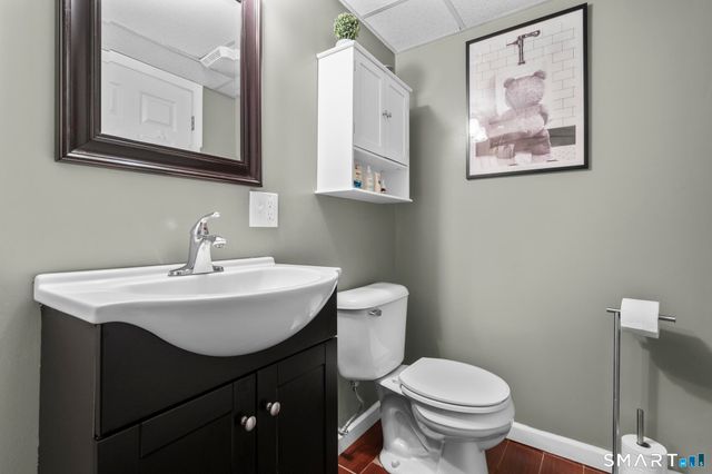 17 Albion Street, Naugatuck, CT 06770