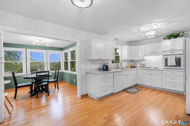 17 Albion Street, Naugatuck, CT 06770