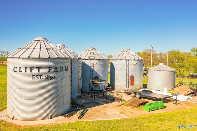 27911 Chalmers Circle, Harvest, AL 35749