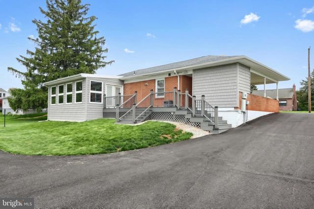 256 N MAIN ST, Manchester, PA 17345