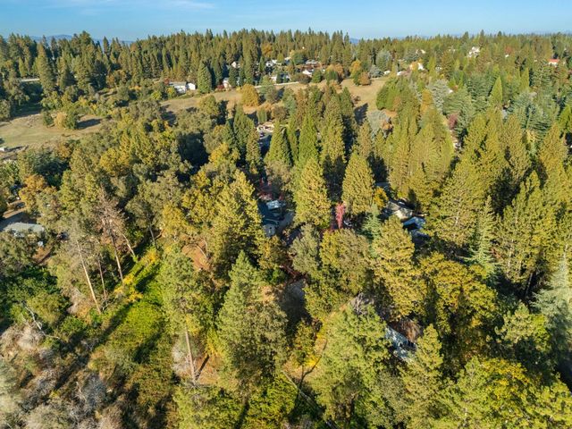 3128 Verde Robles Dr, Camino, CA 95709