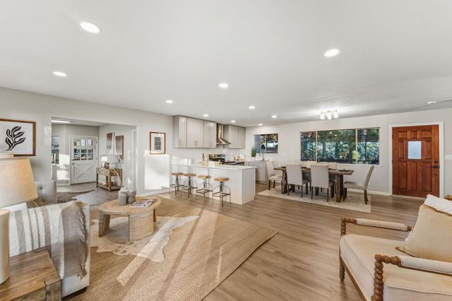 3128 Verde Robles Dr, Camino, CA 95709