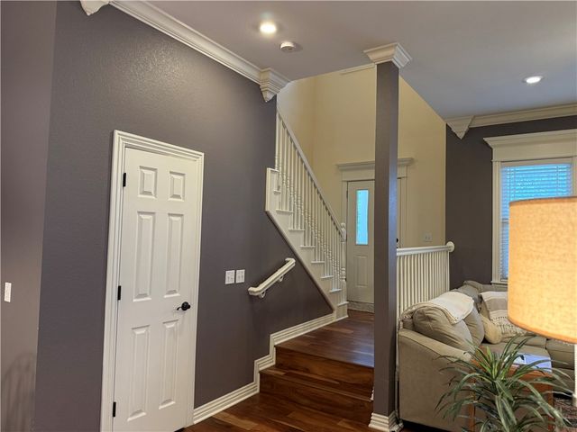 551 N Tennyson Lane, Fayetteville, AR 72704