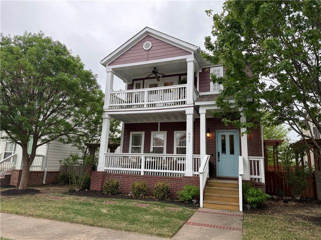 551 N Tennyson Lane, Fayetteville, AR 72704