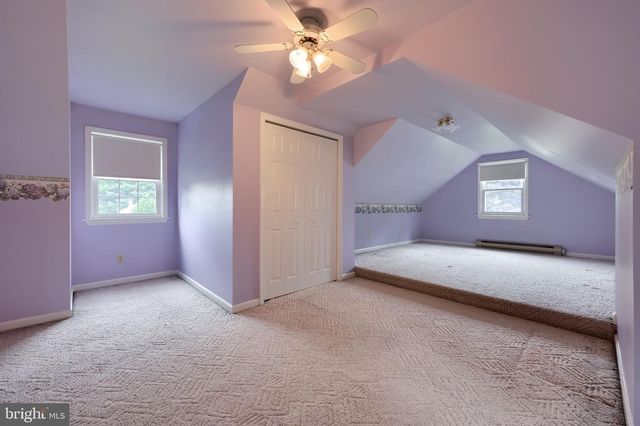 303 PARKWOOD DR, Lancaster, PA 17603
