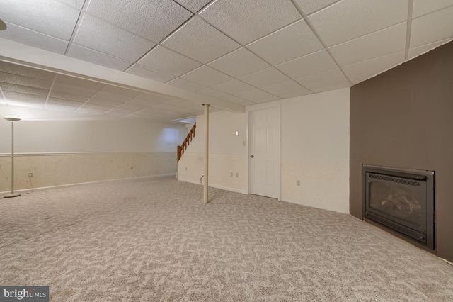 303 PARKWOOD DR, Lancaster, PA 17603