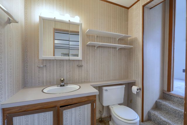 15641 Loveland Street, Livonia, MI 48154