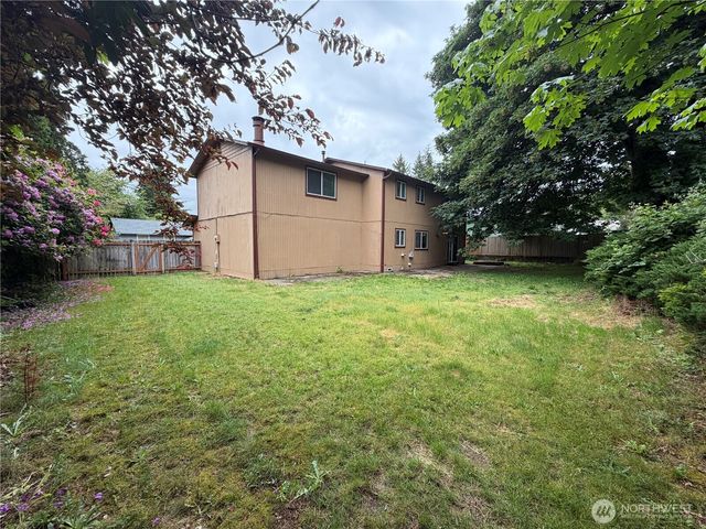 7880 Oxbow Avenue NE, Bremerton, WA 98311