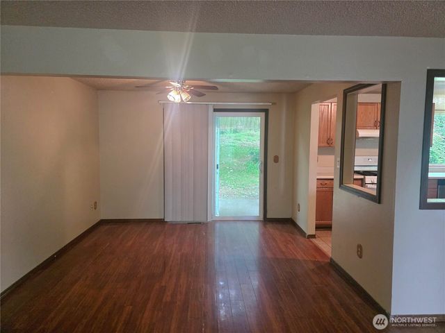 7880 Oxbow Avenue NE, Bremerton, WA 98311