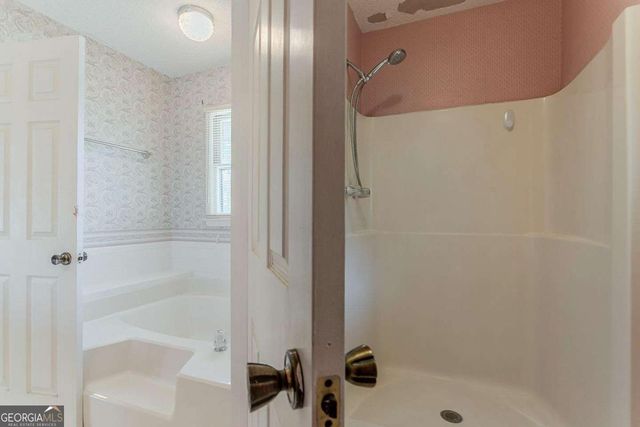 706 Willow Bend Drive, Jonesboro, GA 30238