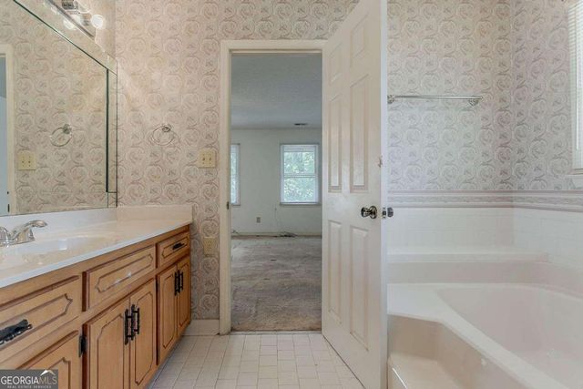 706 Willow Bend Drive, Jonesboro, GA 30238