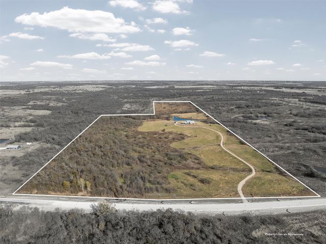 2565 Heritage Parkway, Axtell, TX 76624