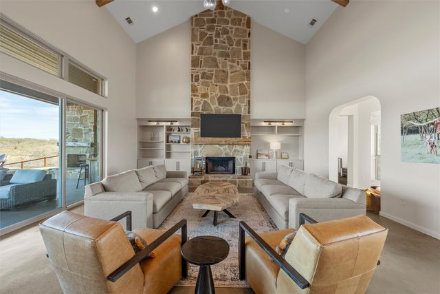 2565 Heritage Parkway, Axtell, TX 76624