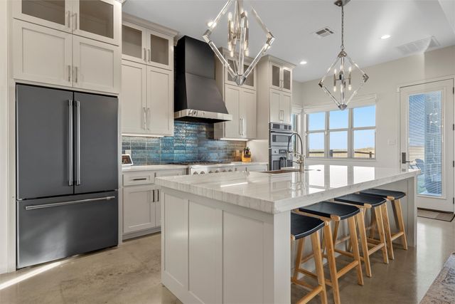 2565 Heritage Parkway, Axtell, TX 76624