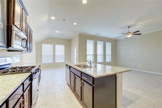 6519 Point Hollow Lane, Rosenberg, TX 77469