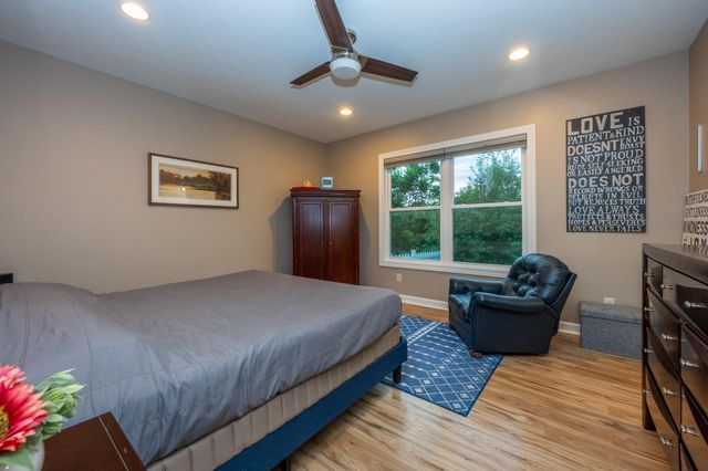 2400 Bay Pointe Drive, St. Joseph, MI 49085
