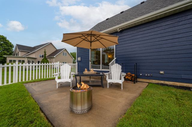 2400 Bay Pointe Drive, St. Joseph, MI 49085