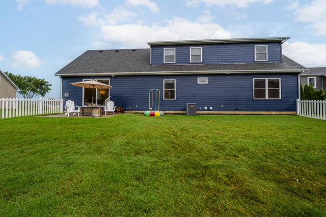2400 Bay Pointe Drive, St. Joseph, MI 49085