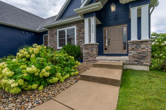 2400 Bay Pointe Drive, St. Joseph, MI 49085