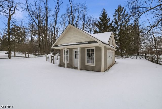 21 Spring St, Chatham Twp., NJ 07928