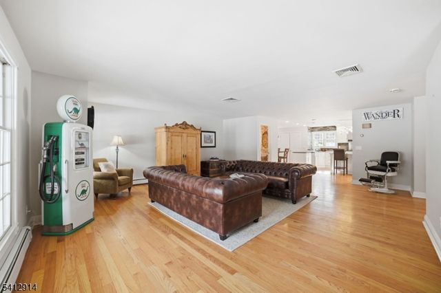 21 Spring St, Chatham Twp., NJ 07928