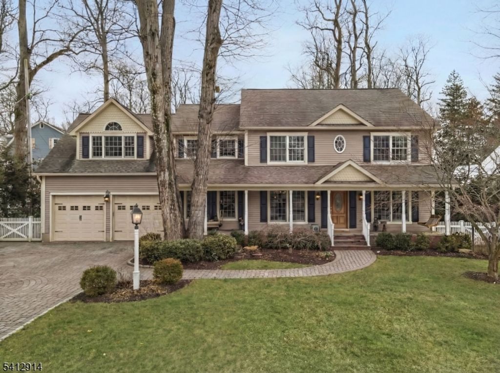 21 Spring St, Chatham Twp., NJ 07928