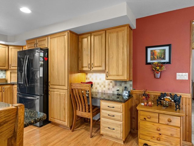 501 River Bluff DRIVE, Manitowoc, WI 54220