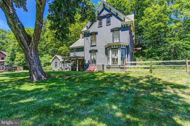 9754 EASTON RD, Kintnersville, PA 18930