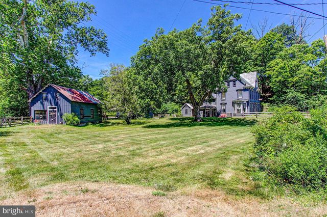 9754 EASTON RD, Kintnersville, PA 18930