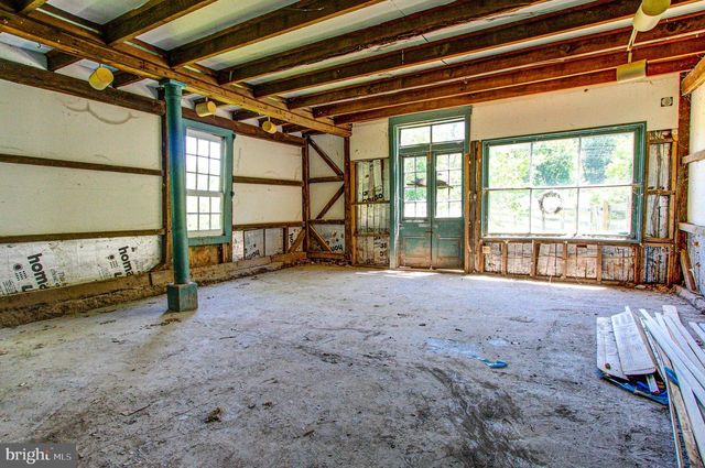 9754 EASTON RD, Kintnersville, PA 18930