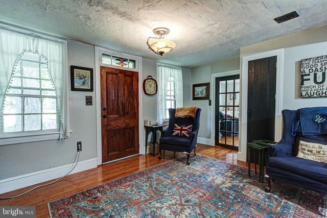 9754 EASTON RD, Kintnersville, PA 18930