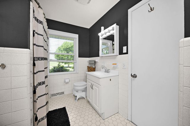 2036 Old Lexington Road, Danville, KY 40422