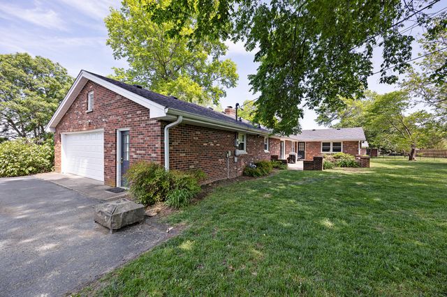 2036 Old Lexington Road, Danville, KY 40422