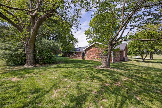2036 Old Lexington Road, Danville, KY 40422