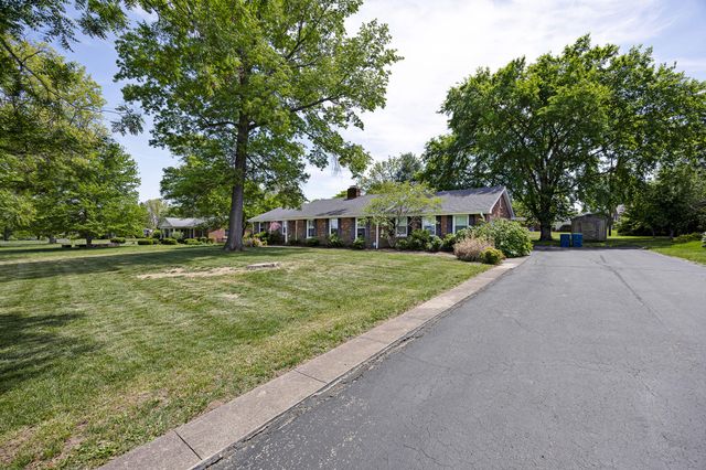 2036 Old Lexington Road, Danville, KY 40422