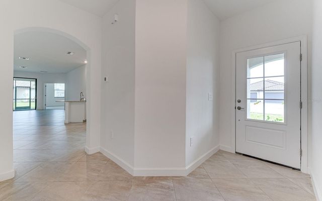 5343 WHITE SAND COVE, Bradenton, FL 34211