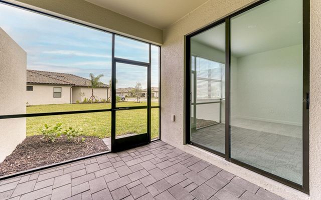 5343 WHITE SAND COVE, Bradenton, FL 34211