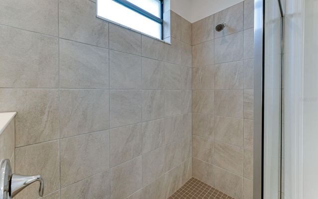 5343 WHITE SAND COVE, Bradenton, FL 34211