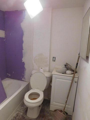 1312 S 61st STREET, West Allis, WI 53214