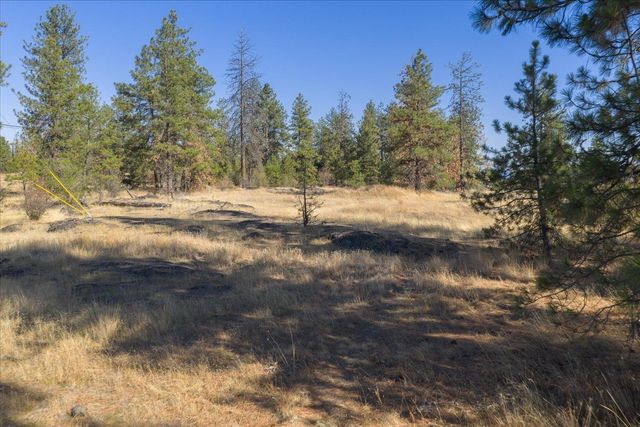 3811 W Cliffside Ln, Spokane, WA 99224